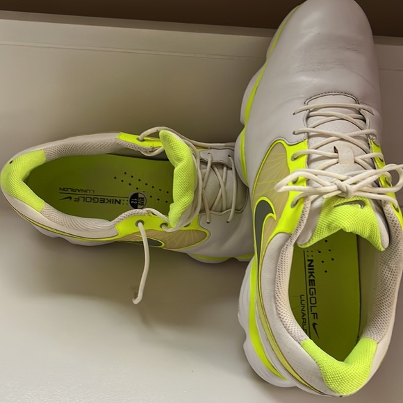 Nike Men’s Golf Shoes - Picture 4 of 4